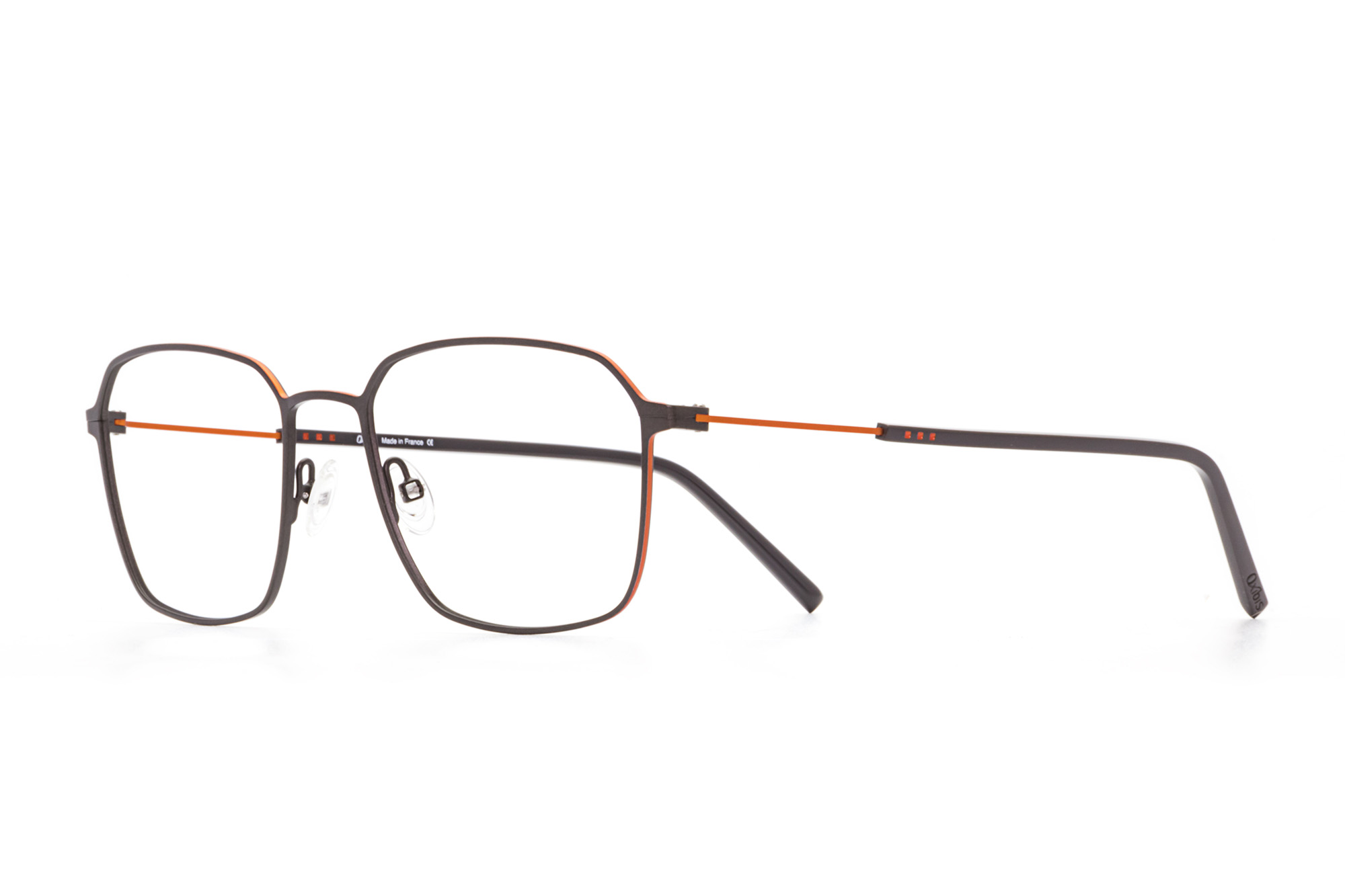 Kullanıma hazır optik tarzda işlenmiş camları ve optik uyumlu çerçevesiyle Oxibis Boost BO5C5 55 büyük ekartman gri ve turuncu renkli altıgen ve dikdörtgen model erkek gözlüğünü optisyen veya gözlükçülerin sunacağı numarasız veya numaralı cam özelleştirmeleriyle size en yakın gözlükçüden satın alabilirsiniz.