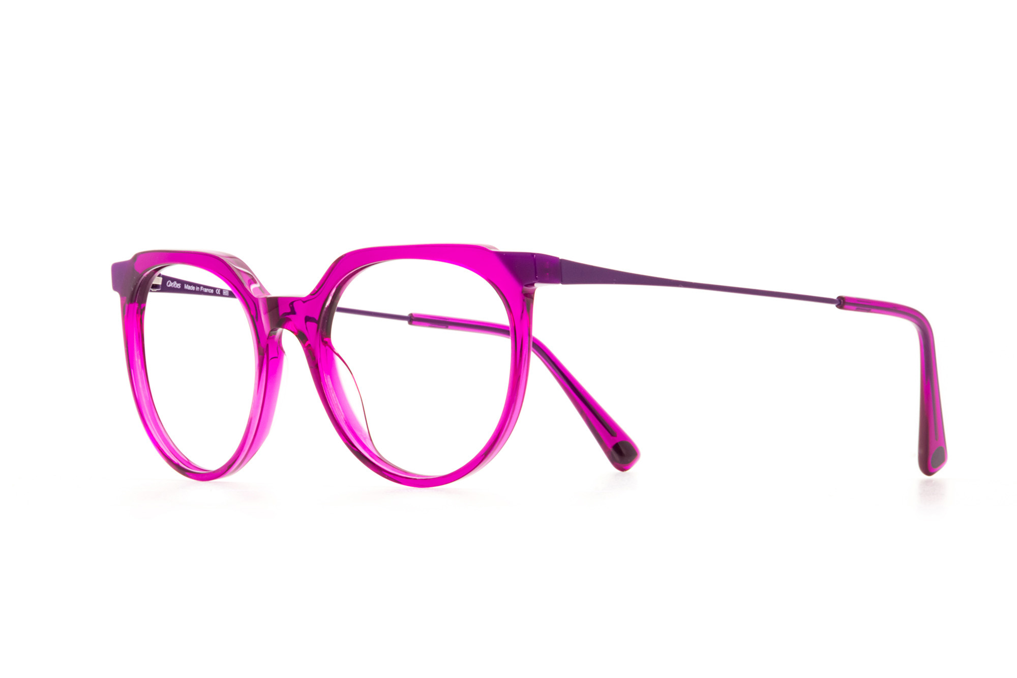 Kullanıma hazır optik tarzda işlenmiş camları ve optik uyumlu çerçevesiyle Oxibis Tango TA1C1 orta ekartman mor renkli cat eye model kadın gözlüğünü optisyen veya gözlükçülerin sunacağı numarasız veya numaralı cam özelleştirmeleriyle size en yakın gözlükçüden satın alabilirsiniz.